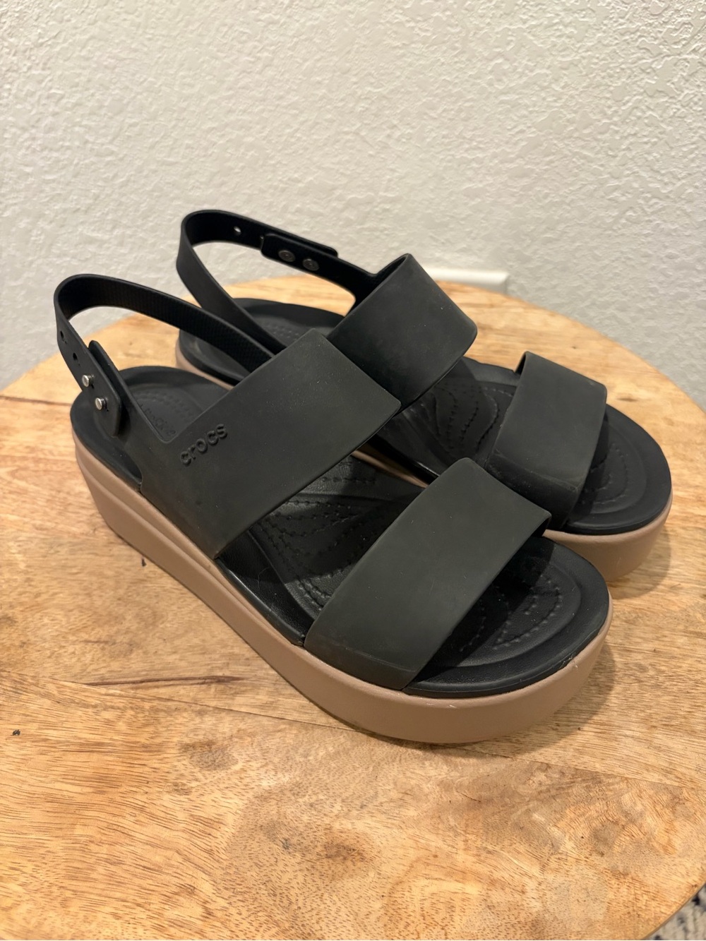 CROCS Black Upper Tan Platform Slingback Sandals